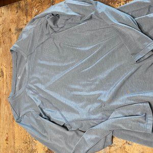 Gap Fit Work Out Shirt